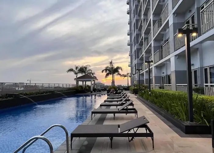 2br Solana 4 At Coast Residences 公寓